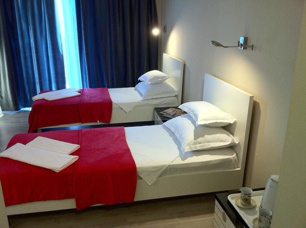 Apartments And Rooms Grand Palazzo Budva Værelse billede