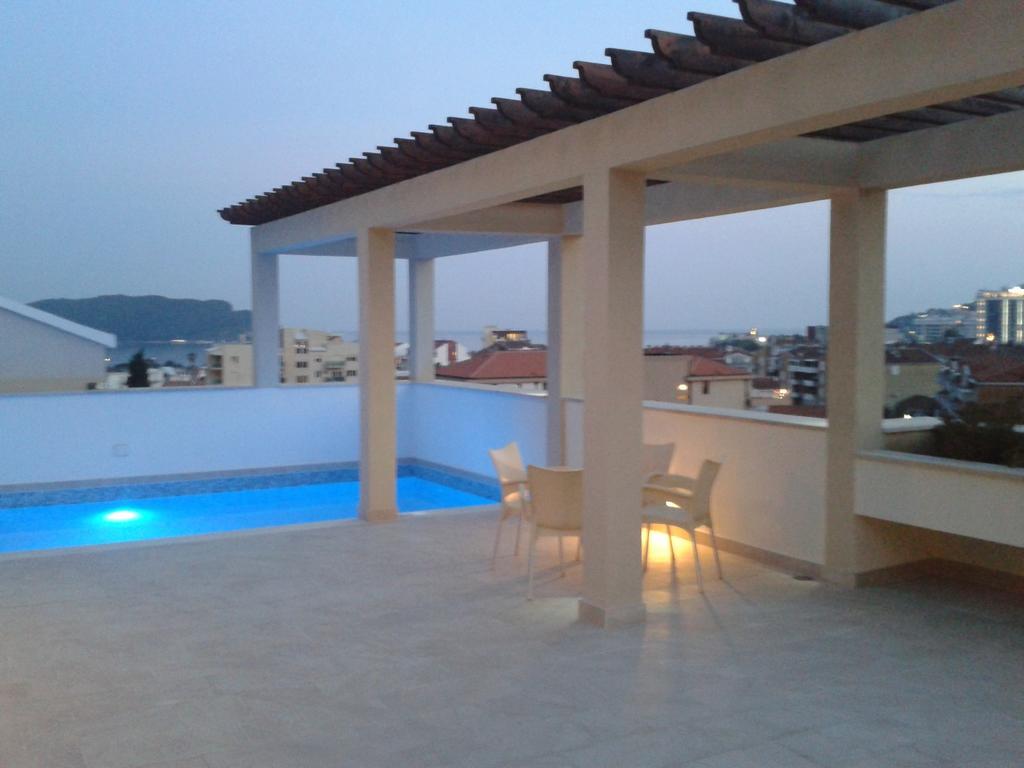 Apartments And Rooms Grand Palazzo Budva Eksteriør billede