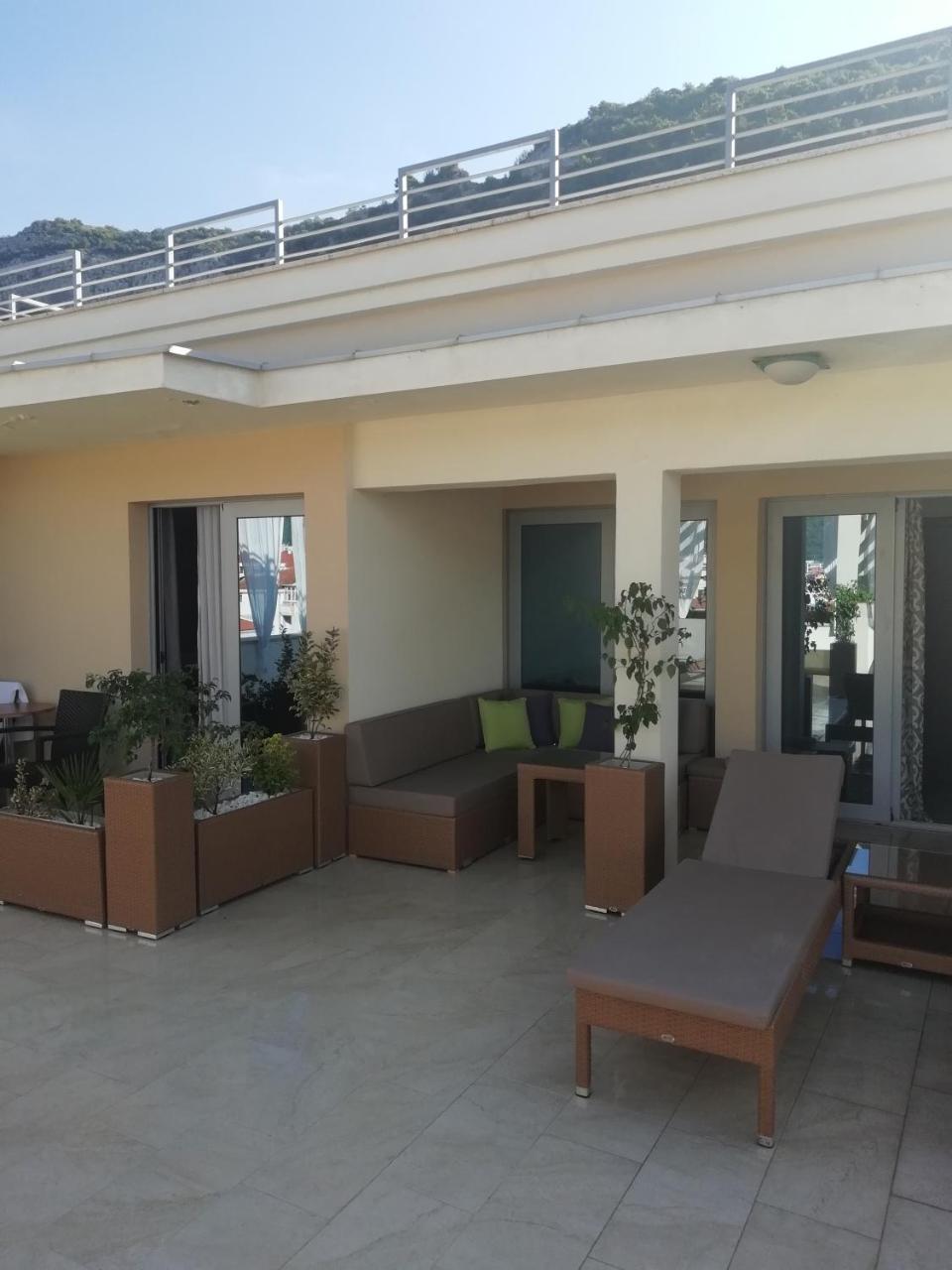 Apartments And Rooms Grand Palazzo Budva Eksteriør billede