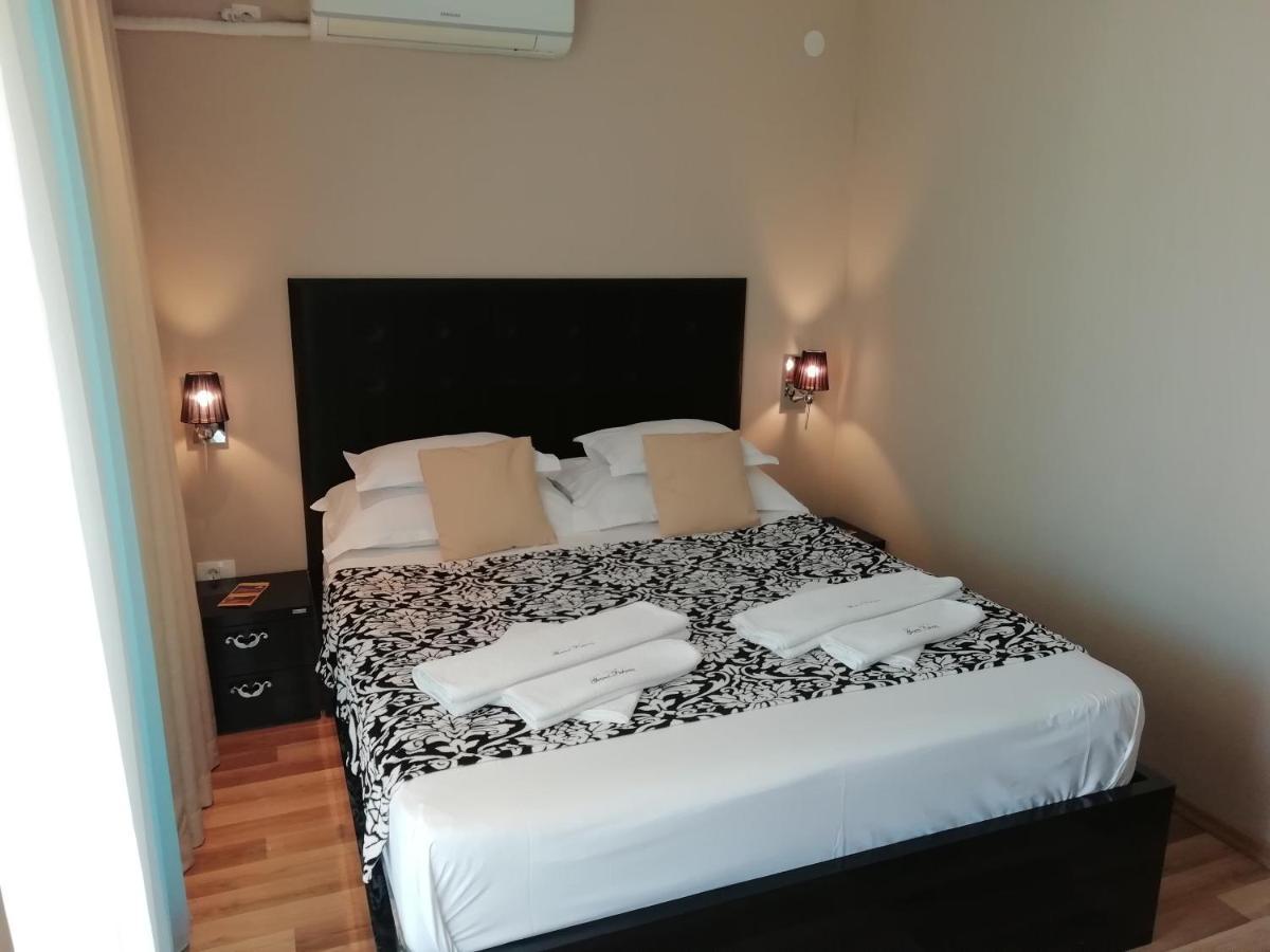 Apartments And Rooms Grand Palazzo Budva Eksteriør billede